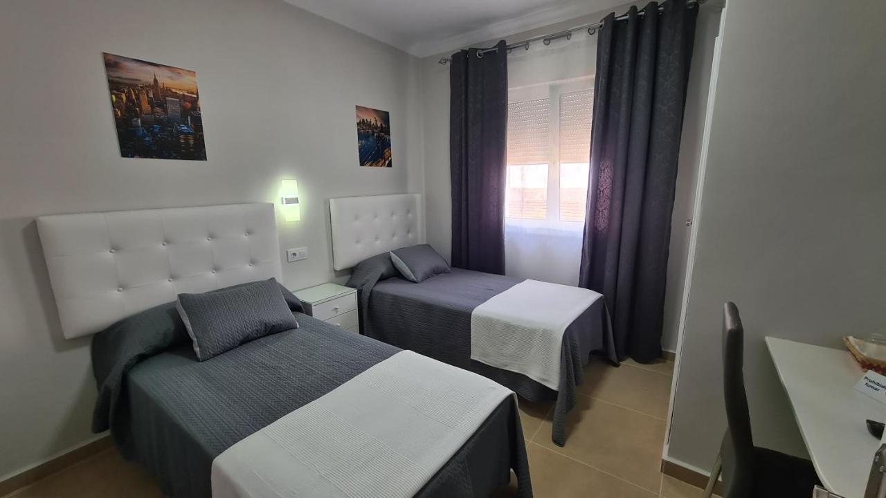 Hostal Malaga Arcos de la Frontera Exterior photo